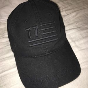 American Eagle black hat
